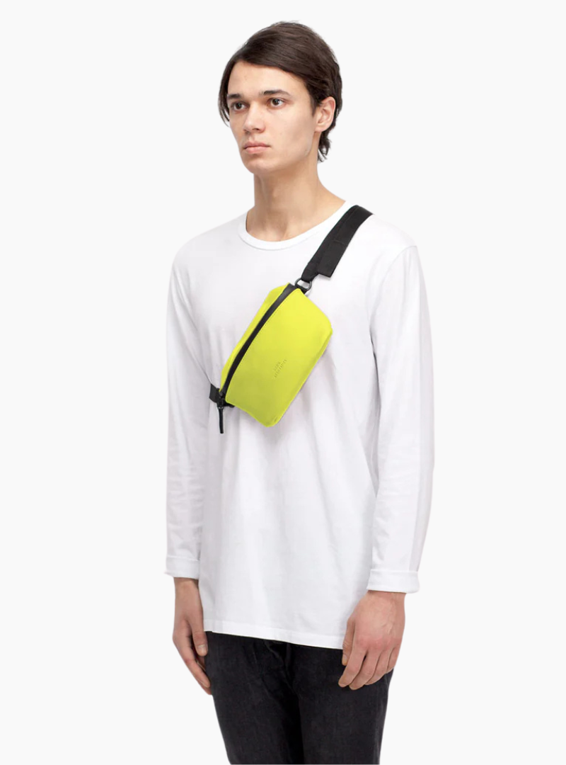 Riñonera Jona medium bag - acid lime