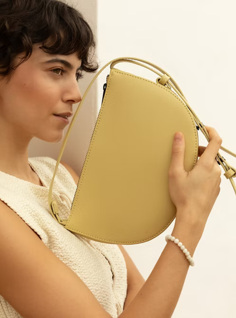 Bolso Farou half moon - pampas