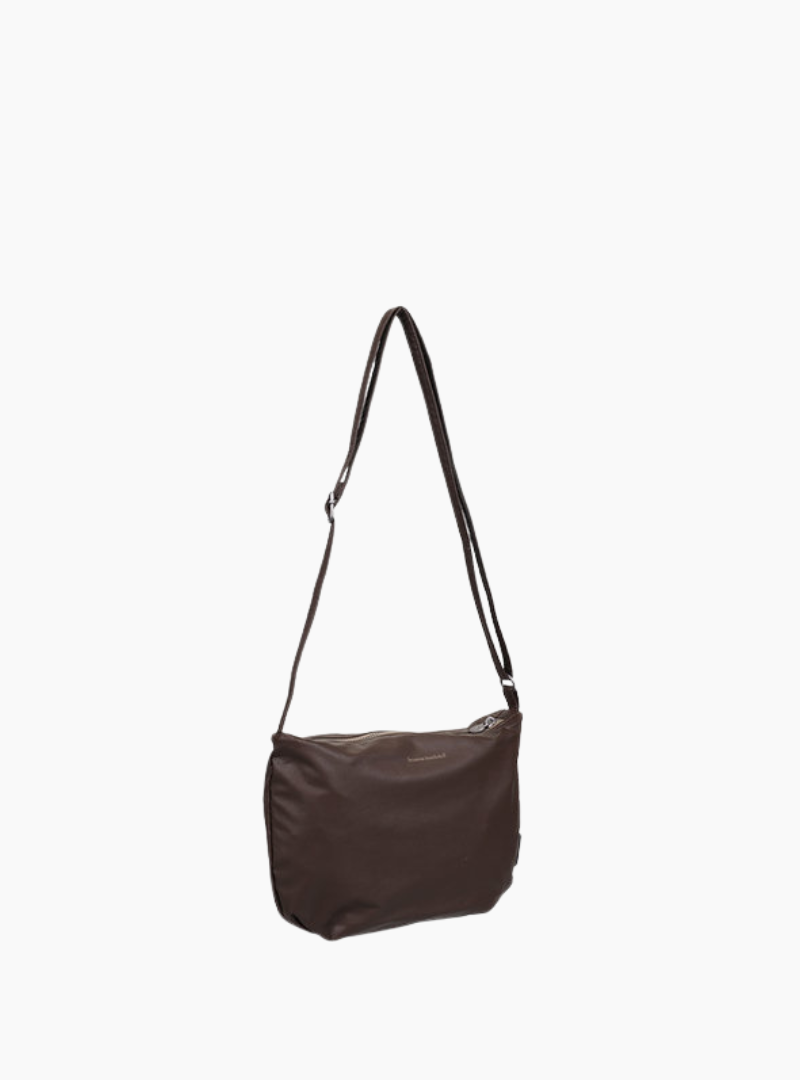 Bolso bandolera F.G. Baggy Tinne + Mia color chocolate cuero vegano