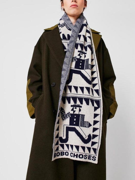 Bufanda Bobo Choses Mr Pencil mujer, azul marino, punto jacquard, 100% lana reciclada