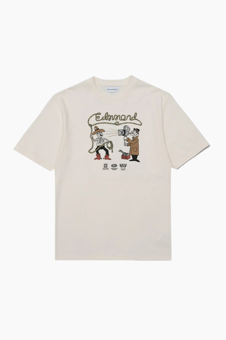 Camiseta blanca Edmmond Studios Western con diseño gráfico en el pecho