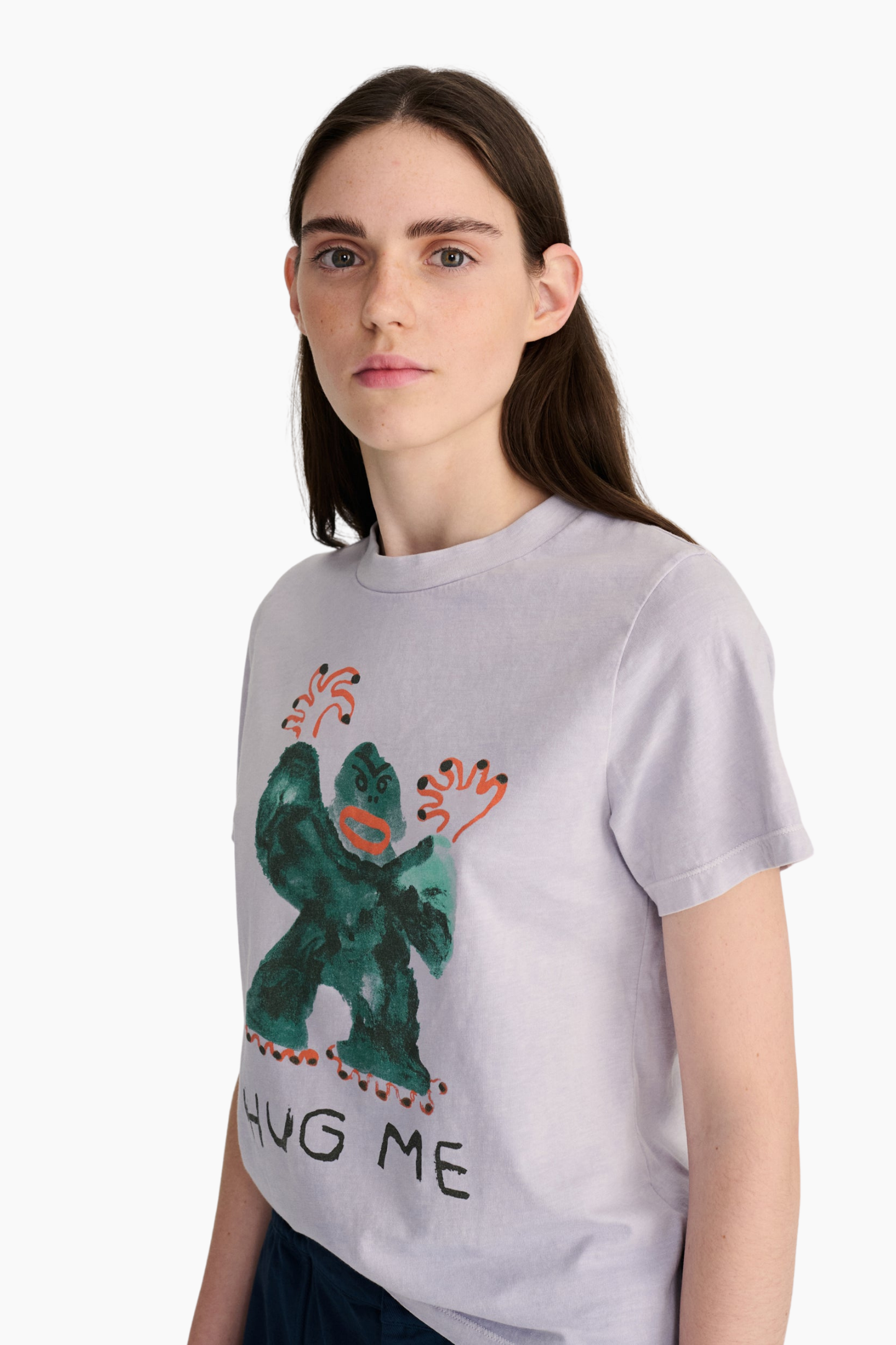 Camiseta Hug Me de Bobo Choses para mujer en algodón orgánico lavanda con original estampado gráfico frontal
