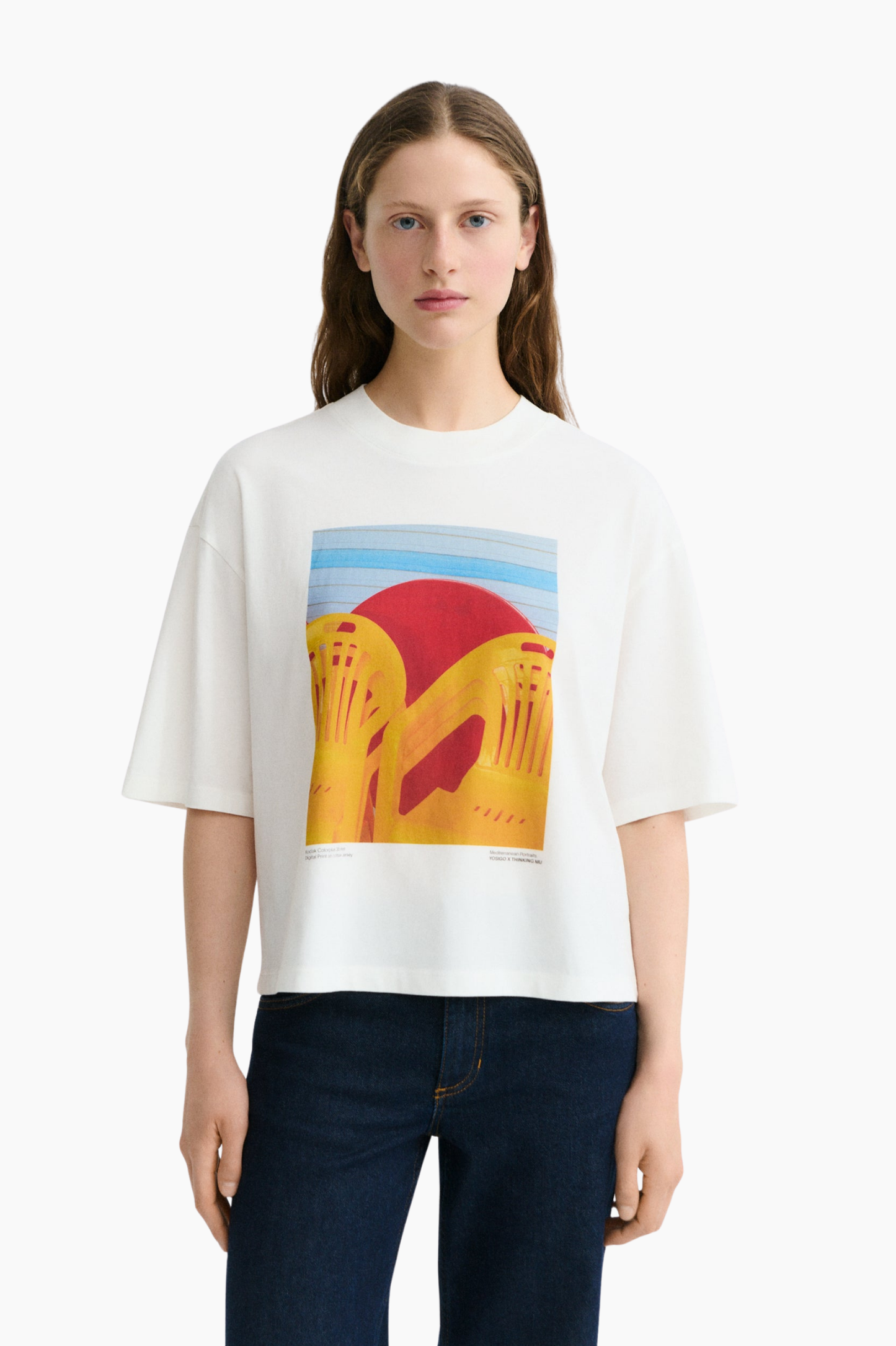 Camiseta oversize Yosigo Lena de Thinking Mu para mujer en algodón orgánico con fotografía artística estampada