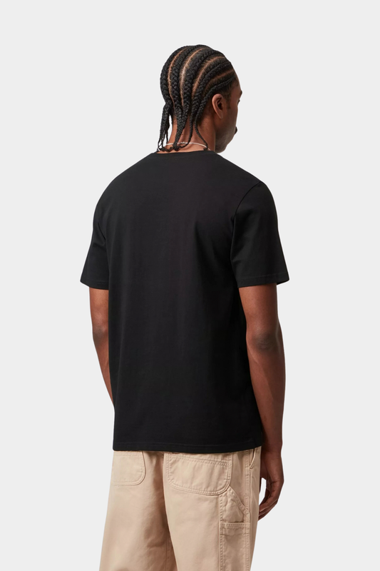 Vista trasera de la camiseta Carhartt WIP S/S Pocket Black para hombre, de manga corta y corte regular