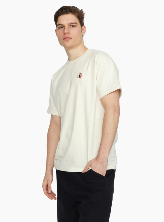 Camiseta Revolution WAL Application Offwhite algodón orgánico con bordado en el pecho