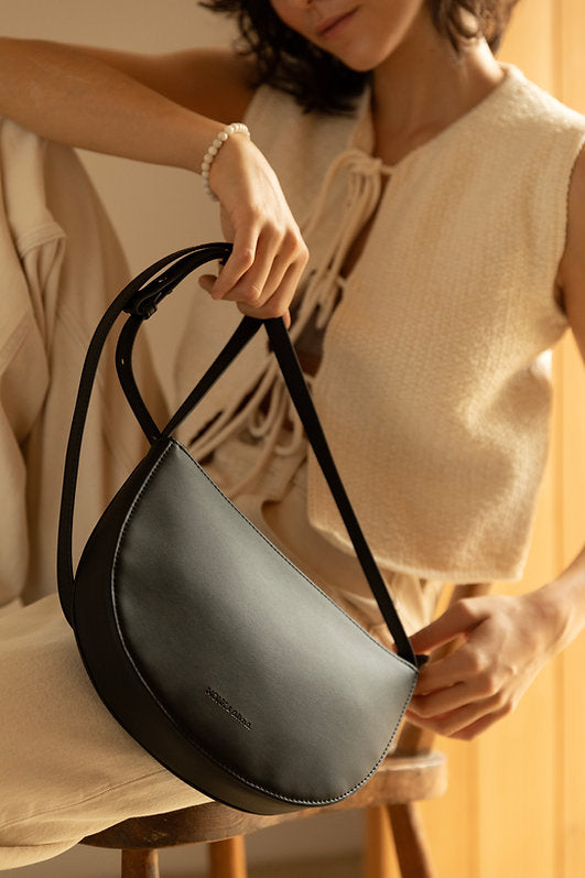 Bolso Farou half moon - black