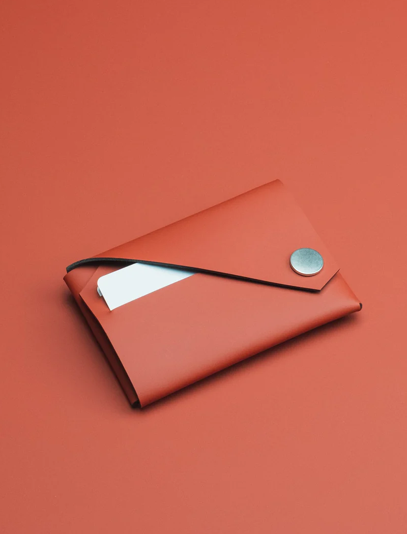 Cartera Lemur Wallet - red recycled leather