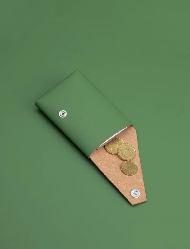 Cartera Lemur Wallet - green recycled leather