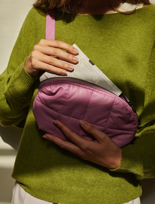 RIÑONERA CILOU - PALE PANSY