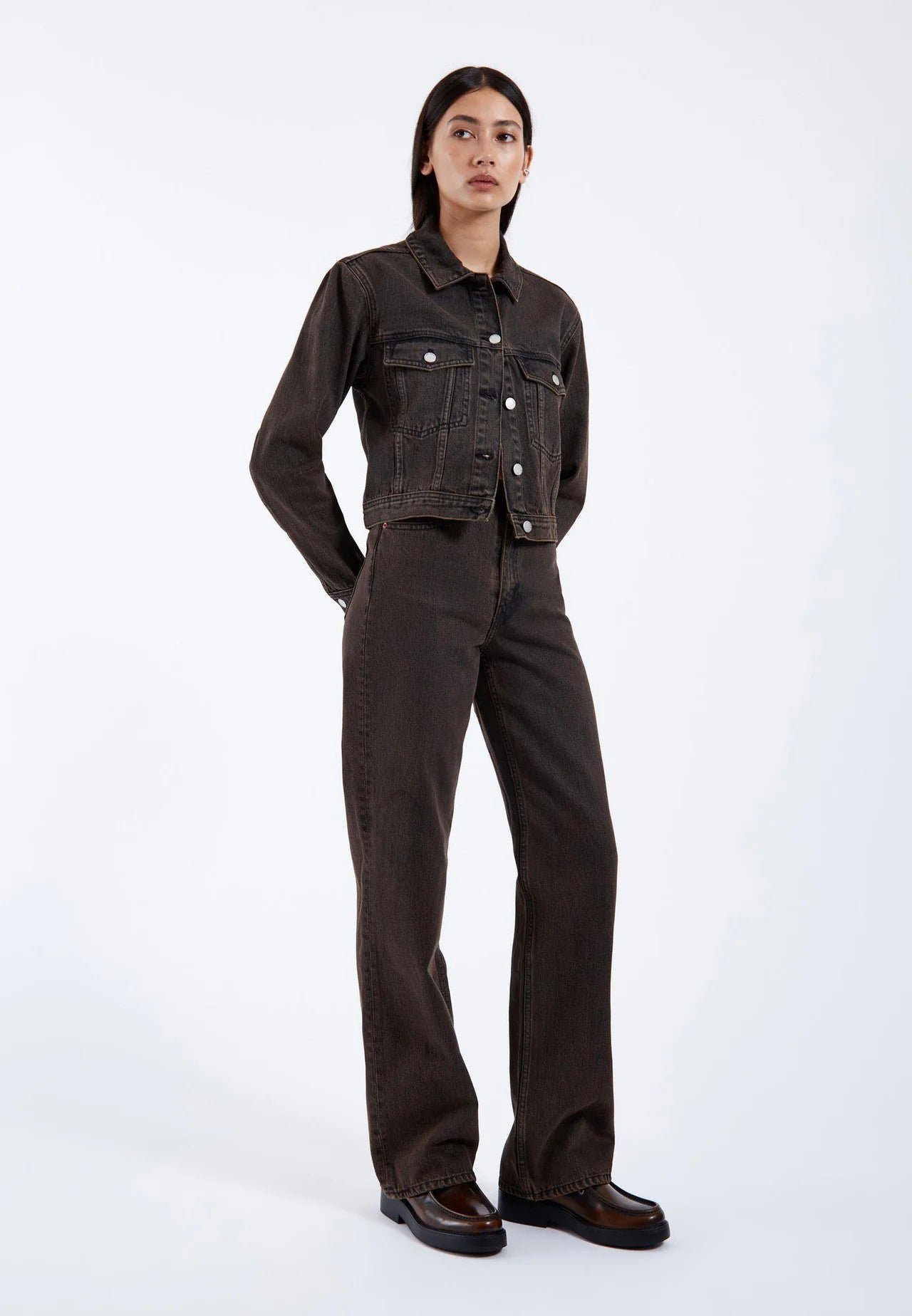 Vaqueros rectos Echo - Tar Jet Brown