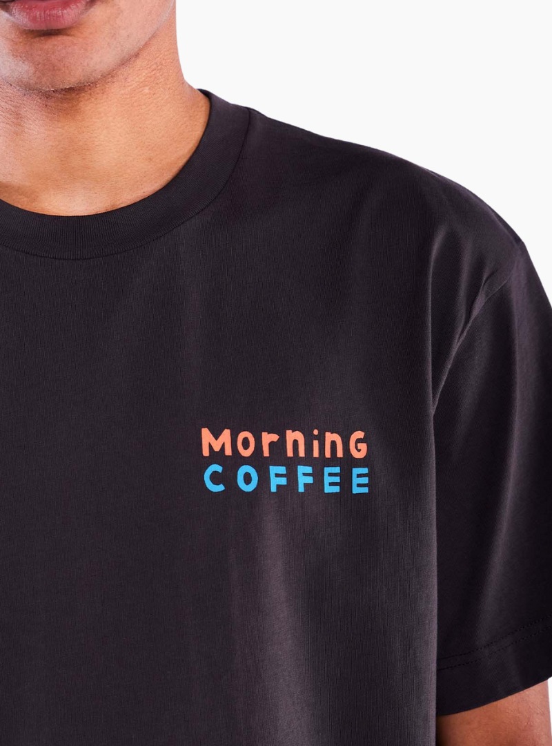 Camiseta Morning Coffee - black