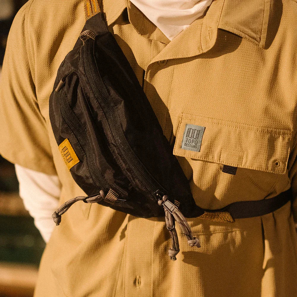 Riñonera Mountain Waist Pack - black / neutral