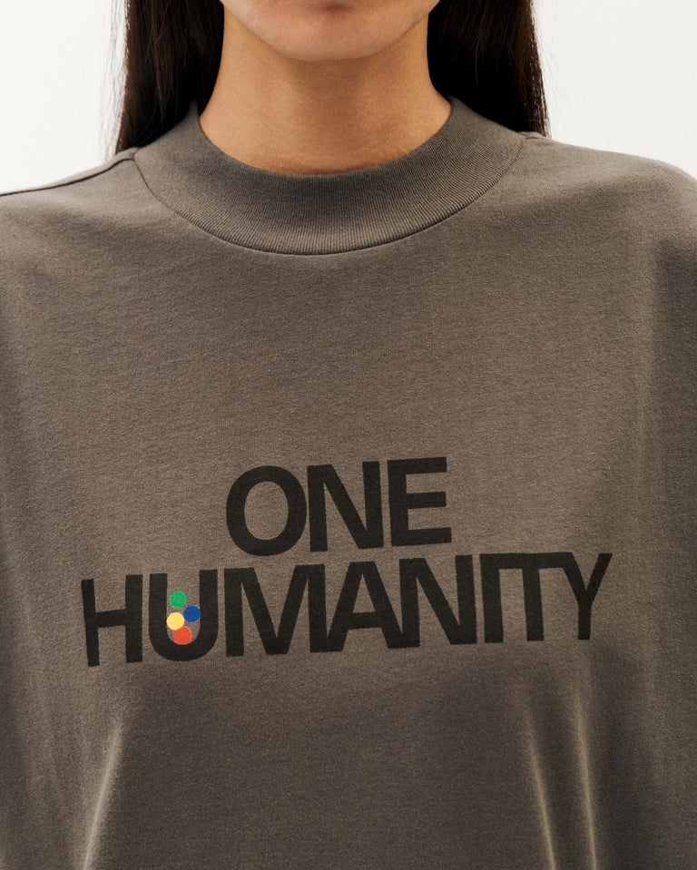 Camiseta gris One humanity Volta