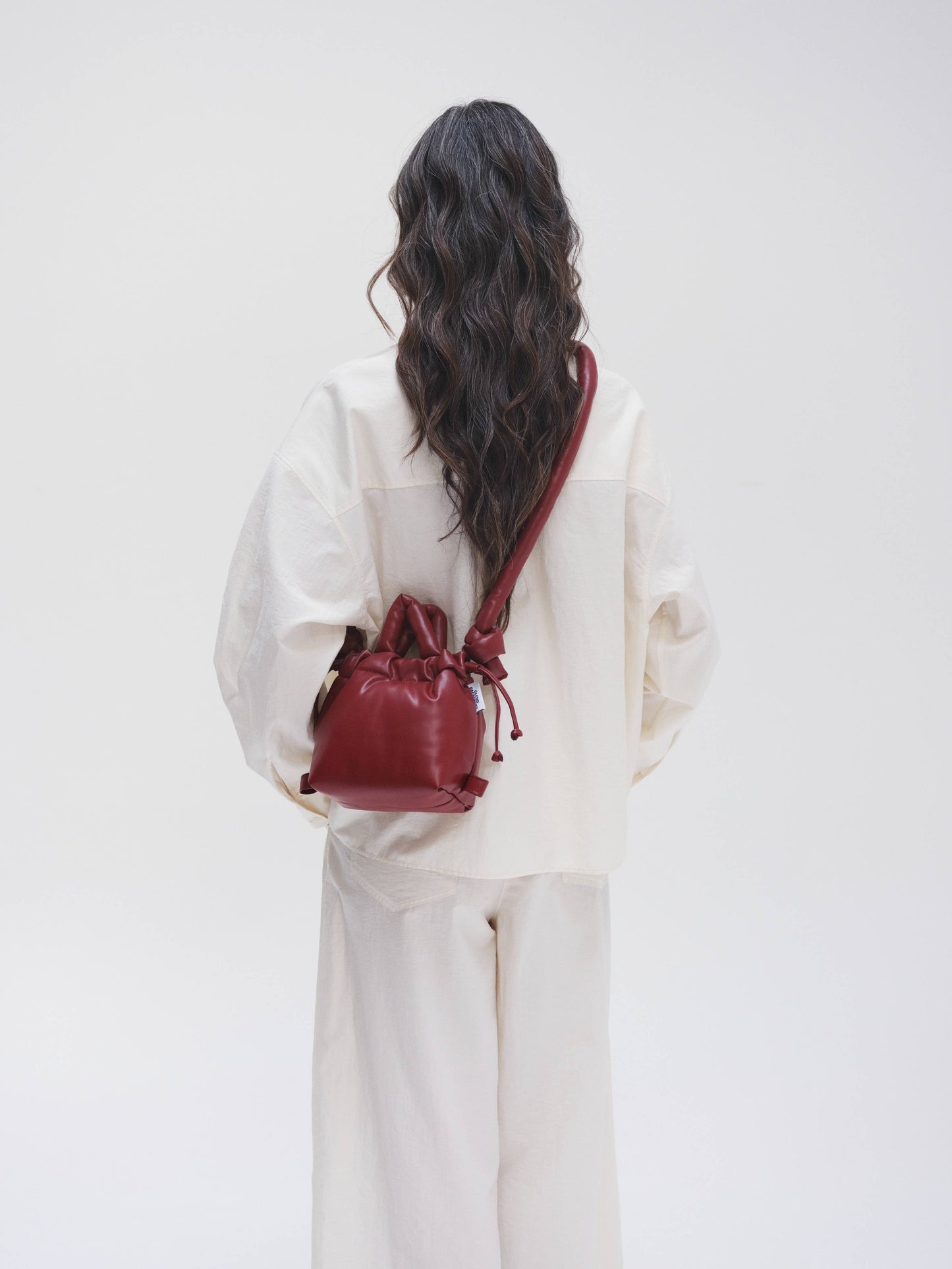 Micro Ona vegan leather - cherry