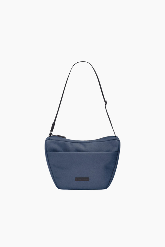 bolso adam mini navy ucon acrobatics media luna reciclado