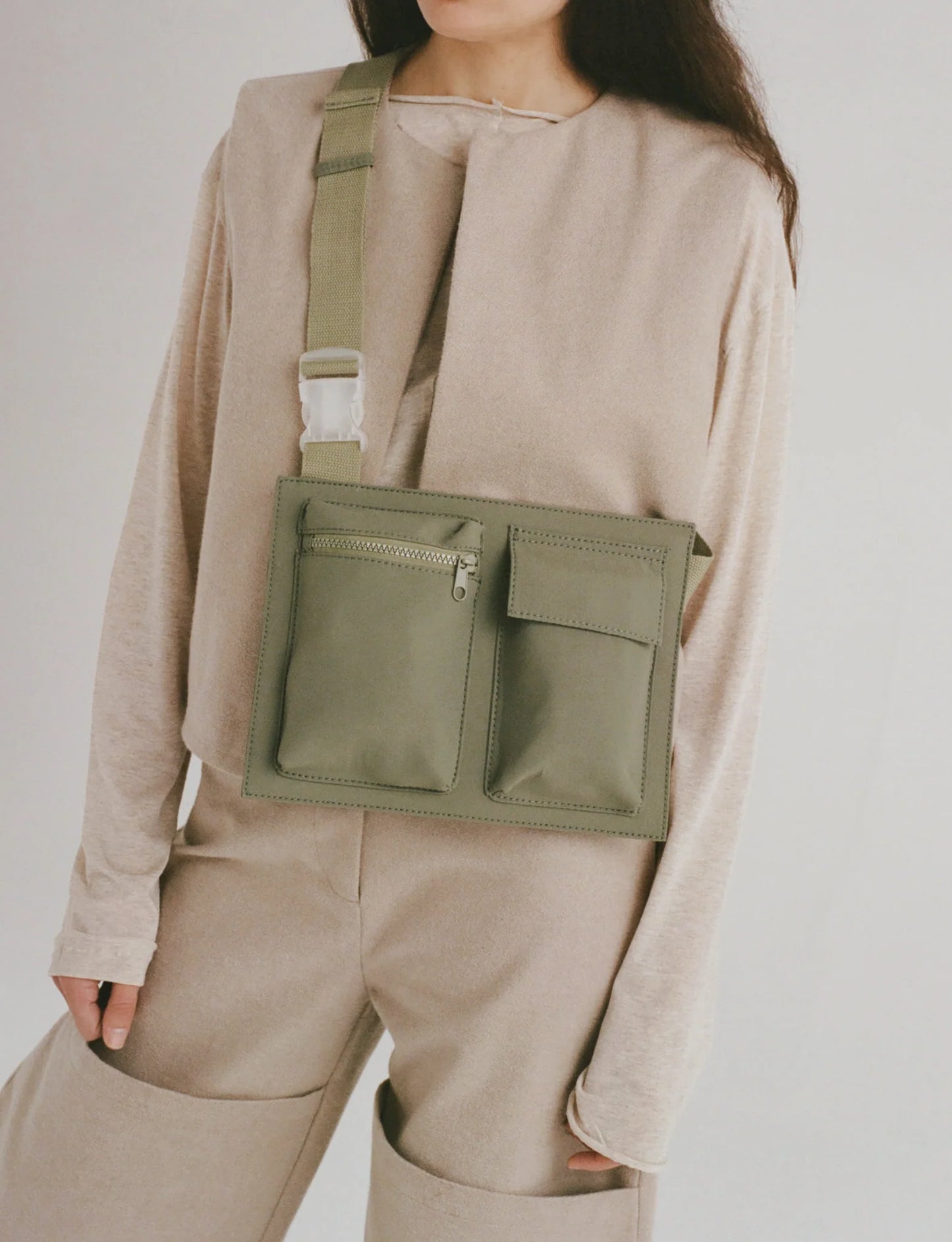 Bolso bandolera SPU 1431 Olive Ölend ligero repelente al agua