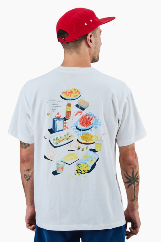 camiseta chiringuito oversize blanca brava fabrics con ilustracion trasera