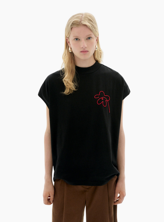 Camiseta Thinking MU Flower Volta negra, 100% algodón orgánico GOTS, bordado a mano, fit relaxed