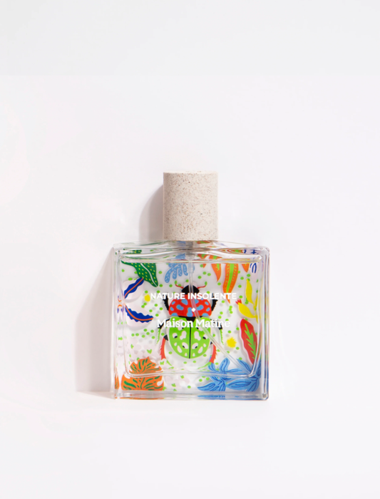 Perfume unisex Nature Insolente de Maison Matine con notas de naranja, menta y vetiver.