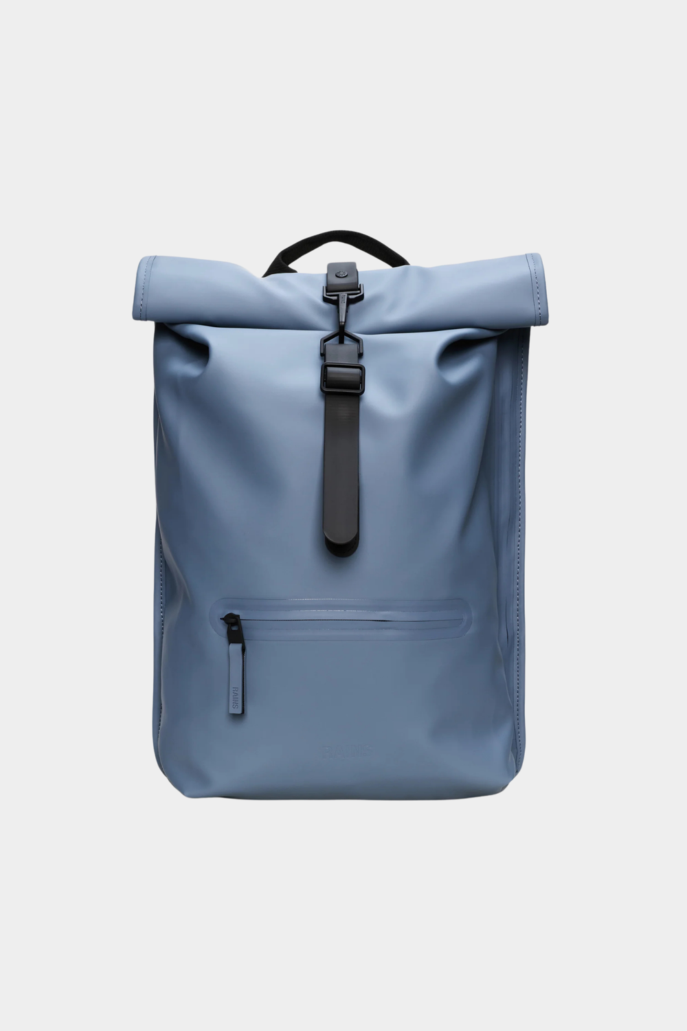Mochila Rains Rolltop Rucksack Blue Dusk de 19 litros con cierre enrollable y acabado impermeable