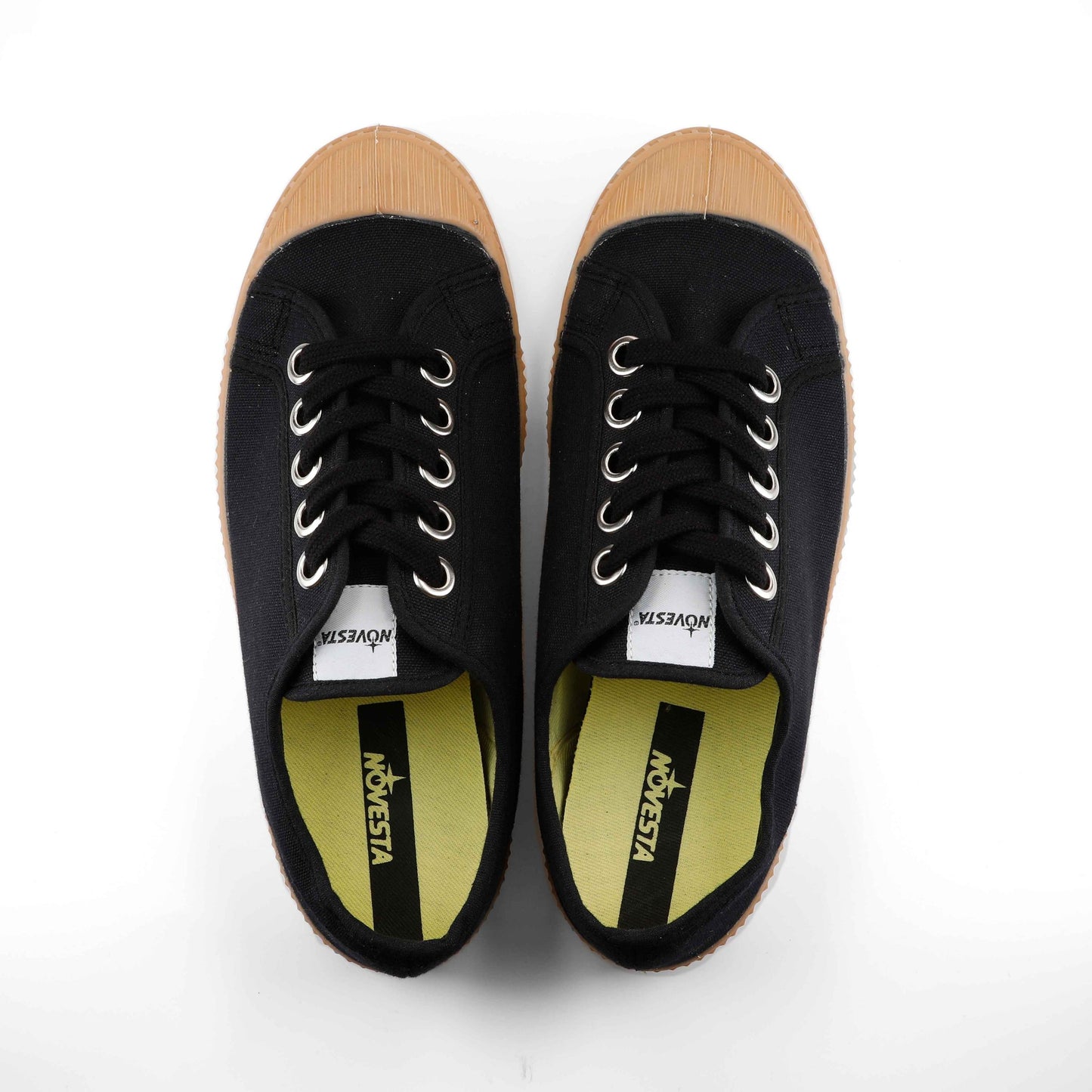 Zapatillas Novesta Star Master Black Transparent unisex de lona negra y suela color goma