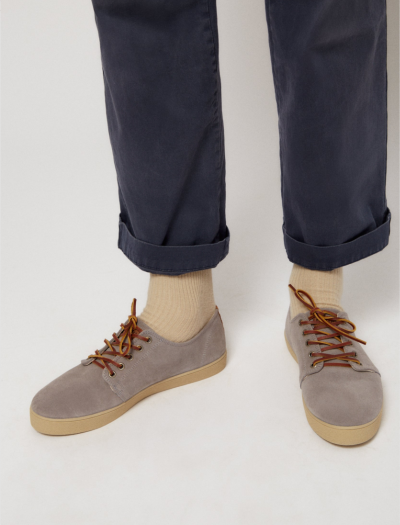 Zapatillas Higby Grey Wheat Hydro de Pompeii Brand para hombre en serraje hidrófugo gris.